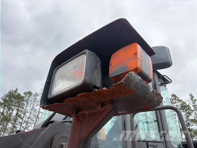 Hitachi ZW220-6 Cargadoras sobre ruedas