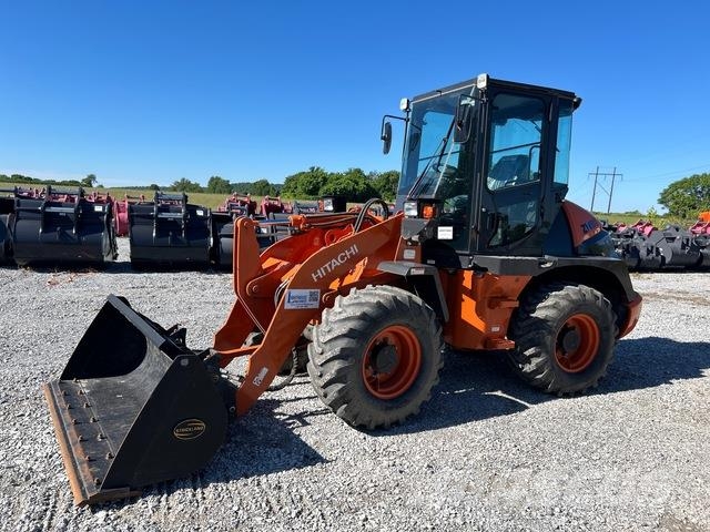 Hitachi ZW80-5B Gumikerekes homlokrakodók