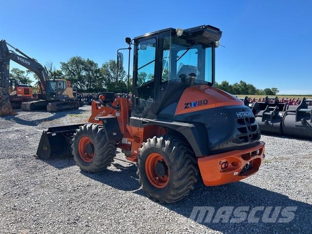 Hitachi ZW80-5B Gumikerekes homlokrakodók