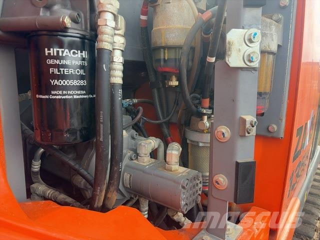 Hitachi ZX135US-5B Crawler excavators