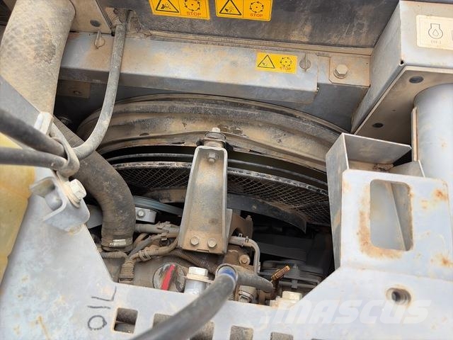 Hitachi ZX135US-6 Excavadoras de cadenas