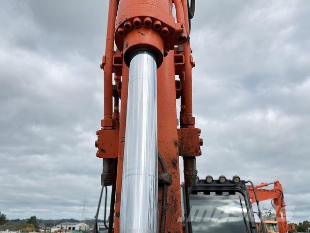Hitachi ZX135US-6 Excavadoras de cadenas