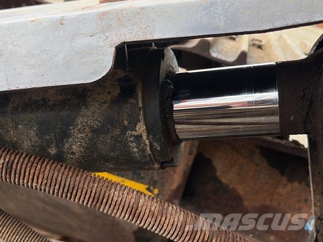Hitachi ZX135US-6 Excavadoras de cadenas