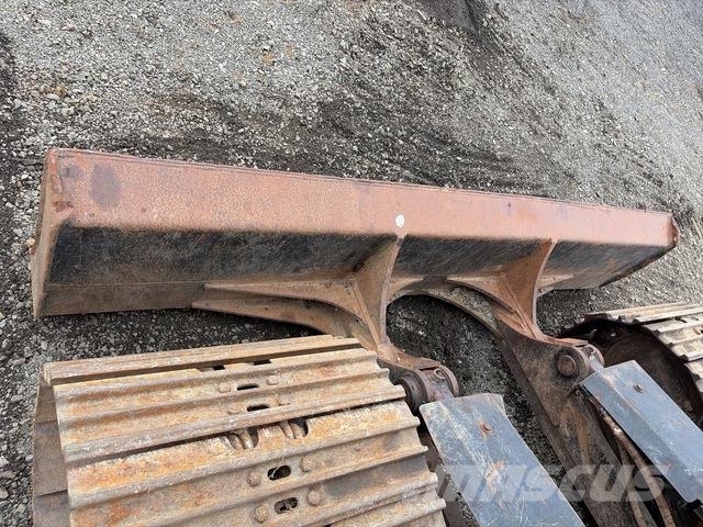 Hitachi ZX135US-6 Excavadoras de cadenas