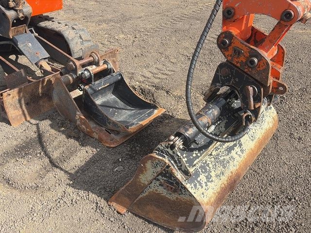 Hitachi ZX17U-5A Mini excavatoare < 7t