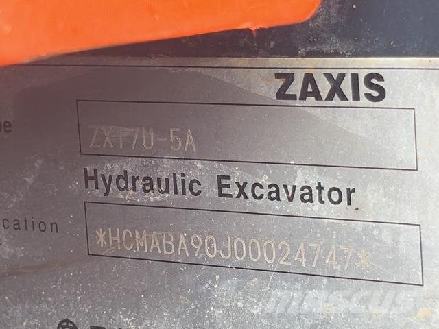 Hitachi ZX17U-5A Mini excavatoare < 7t