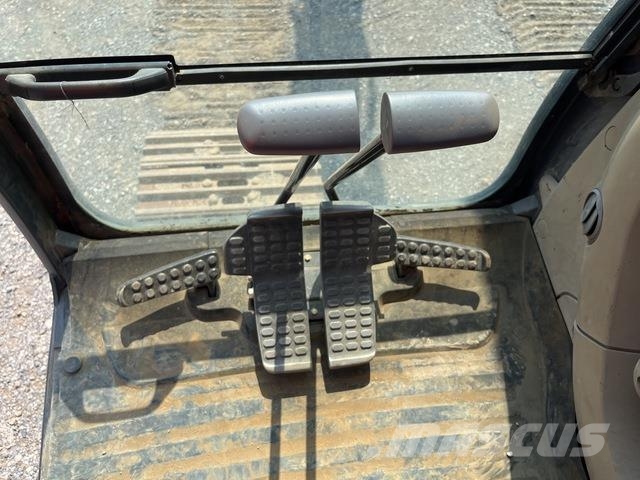 Hitachi ZX200-3 大型油圧ショベル12t以上（パワーショベル・ユンボ）