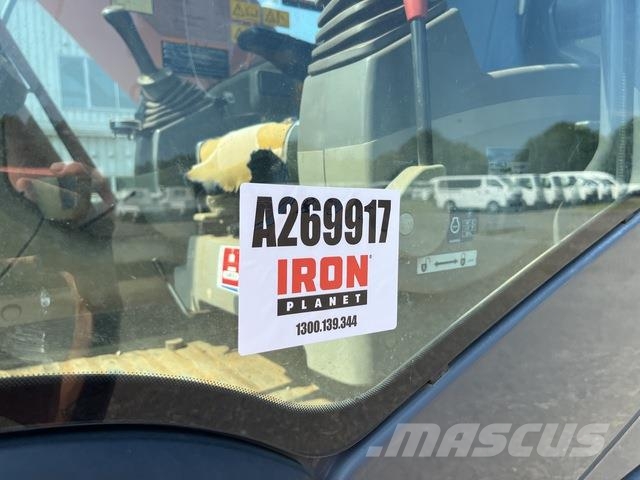 Hitachi ZX200-3 大型油圧ショベル12t以上（パワーショベル・ユンボ）