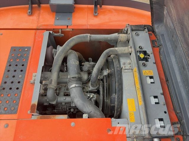 Hitachi ZX200LC-5G Raupenbagger