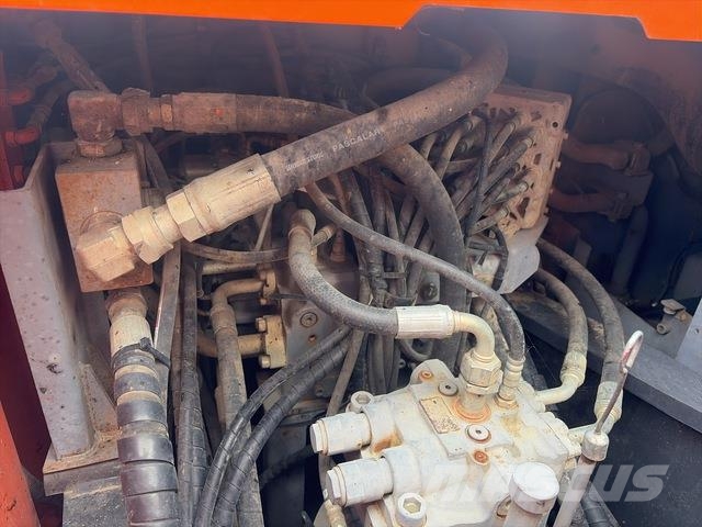 Hitachi ZX200LC-5G Raupenbagger