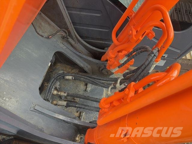 Hitachi ZX200LC-5G Raupenbagger