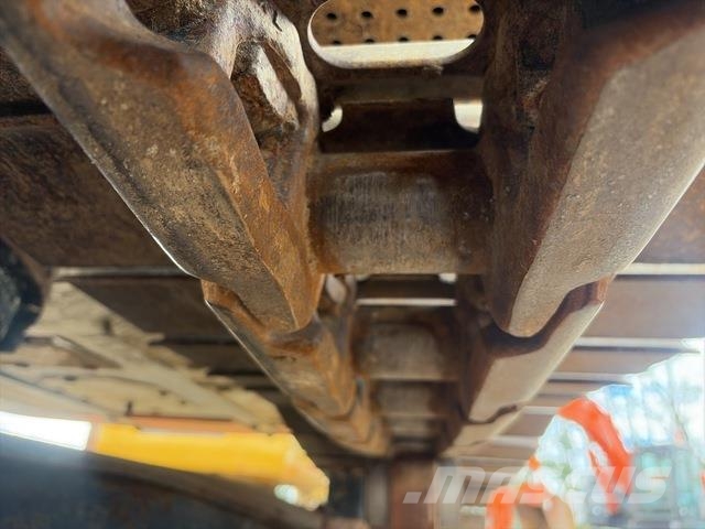 Hitachi ZX200LC-5G Raupenbagger