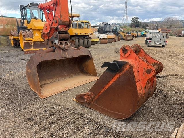 Hitachi ZX200LC-5G Raupenbagger