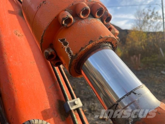 Hitachi ZX210W Hjulgravere