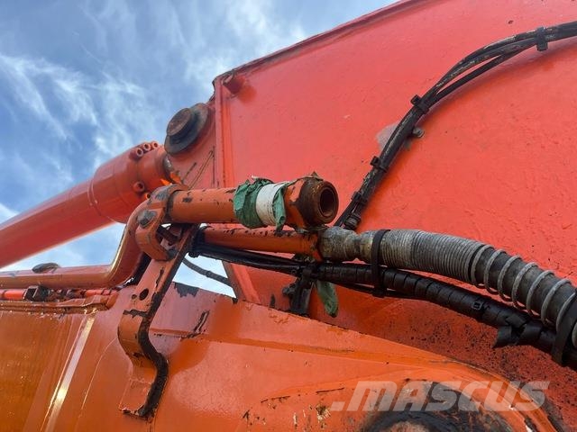 Hitachi ZX210W Hjulgravere
