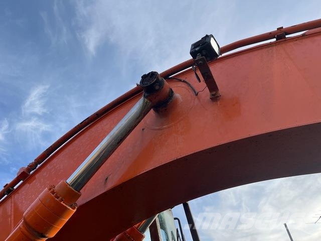 Hitachi ZX210W Hjulgravere