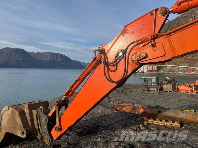 Hitachi ZX210W Hjulgravere