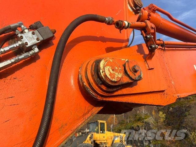 Hitachi ZX210W Hjulgravere