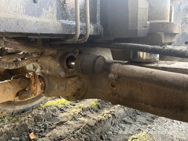 Hitachi ZX210W Hjulgravere
