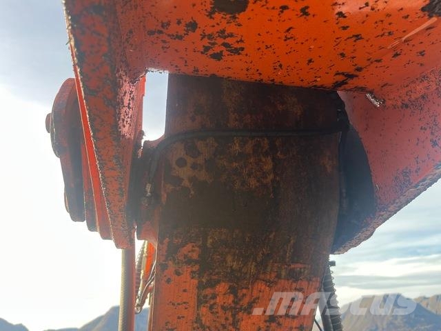 Hitachi ZX210W Hjulgravere