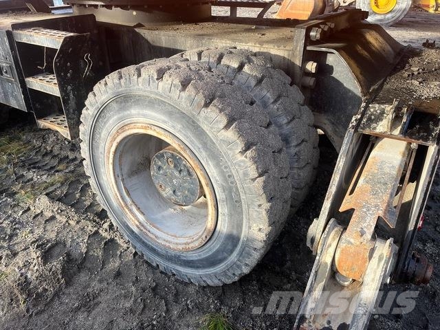 Hitachi ZX210W Hjulgravere