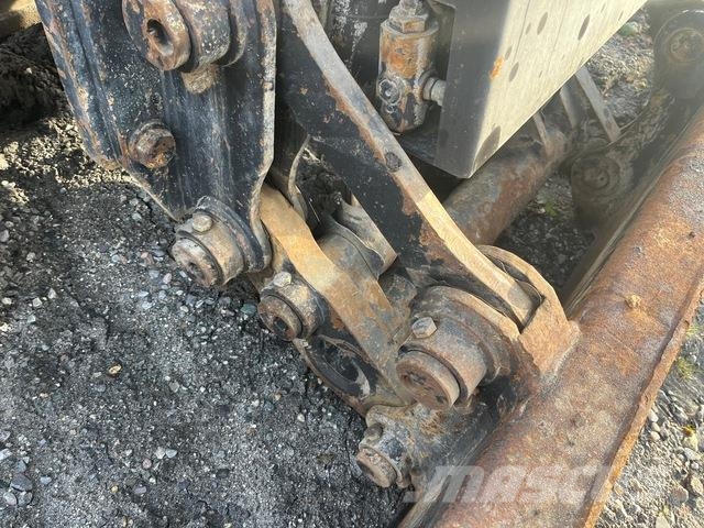 Hitachi ZX210W Hjulgravere