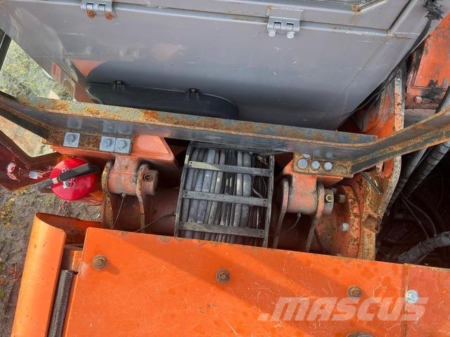 Hitachi ZX210W Hjulgravere