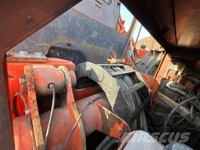 Hitachi ZX210W Hjulgravere