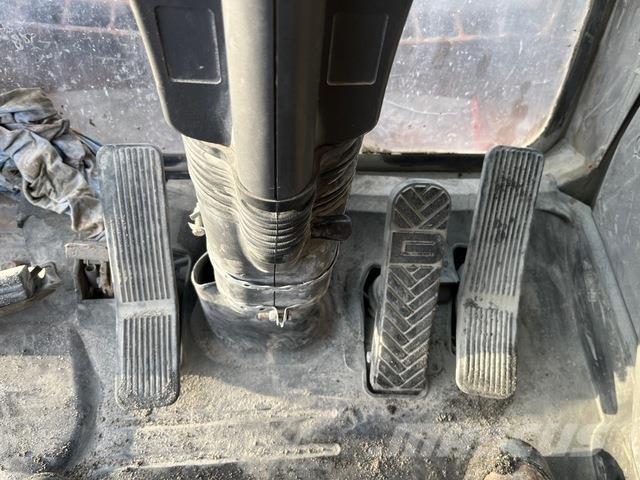 Hitachi ZX210W Hjulgravere