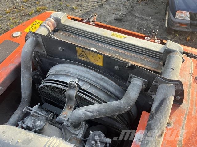 Hitachi ZX210W Hjulgravere