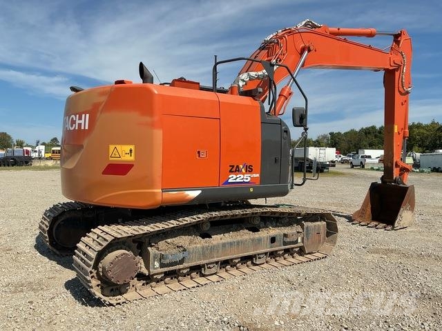 Hitachi ZX225USR-6 Gravemaskiner på larvebånd