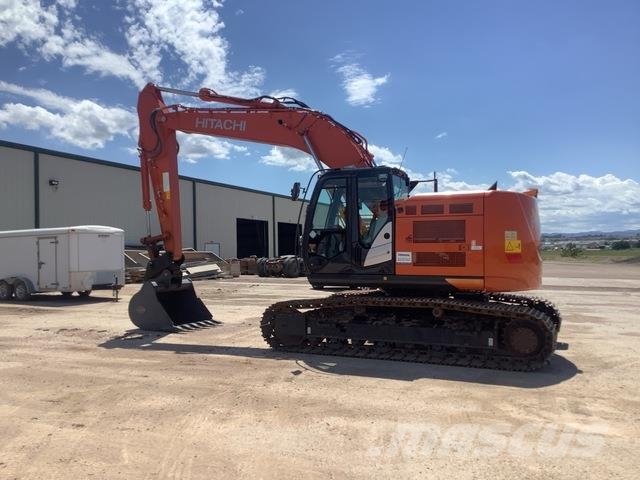Hitachi ZX225USRLC-6 Kāpurķēžu ekskavatori