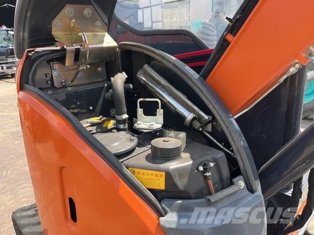 Hitachi ZX30UR-5B 소형 굴삭기 7톤 미만