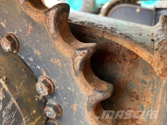 Hitachi ZX30UR-5B 소형 굴삭기 7톤 미만