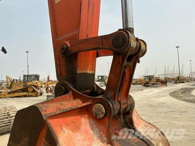 Hitachi ZX470LC-5G حفارات زحافة