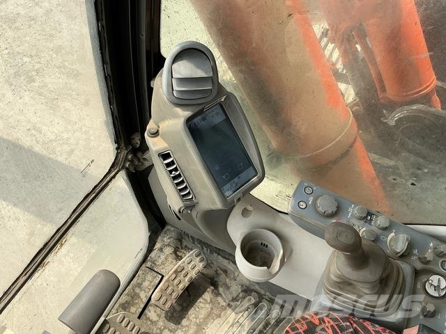 Hitachi ZX470LC-5G حفارات زحافة