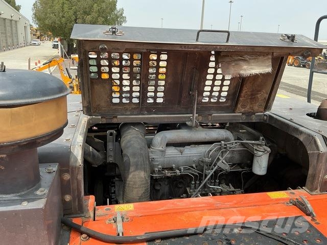 Hitachi ZX470LC-5G حفارات زحافة