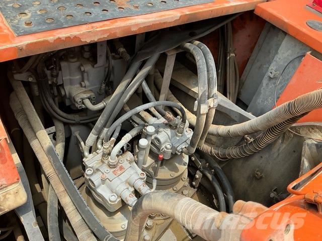 Hitachi ZX470LC-5G حفارات زحافة