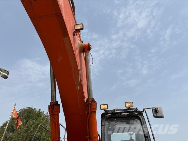 Hitachi ZX470LC-5G حفارات زحافة