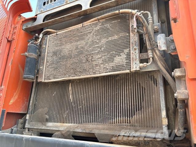 Hitachi ZX470LC-5G حفارات زحافة