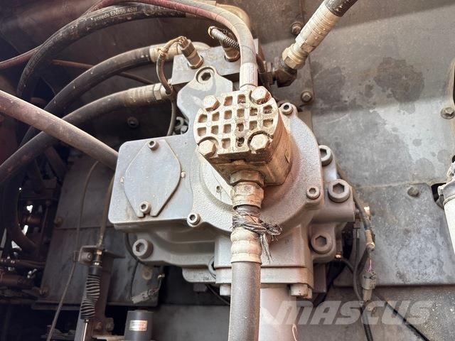 Hitachi ZX470LC-5G حفارات زحافة