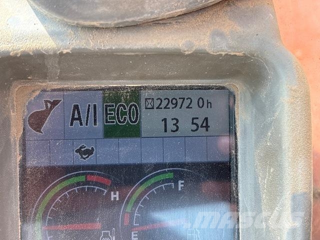 Hitachi ZX470LC-5G حفارات زحافة