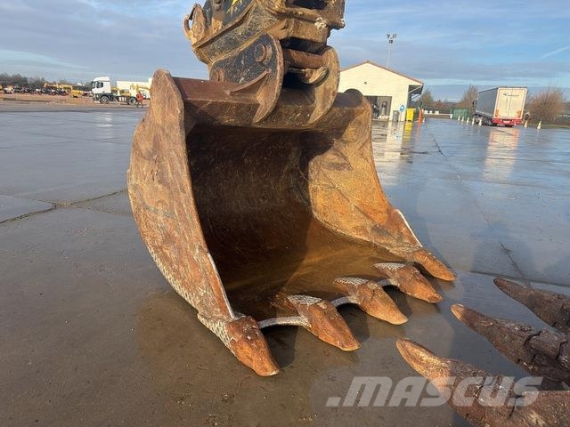 Hitachi ZX490LCH-6 Raupenbagger