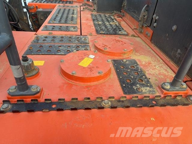 Hitachi ZX490LCH-6 Raupenbagger