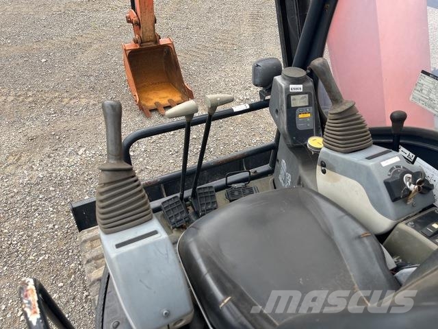Hitachi ZX55UR-3 소형 굴삭기 7톤 미만