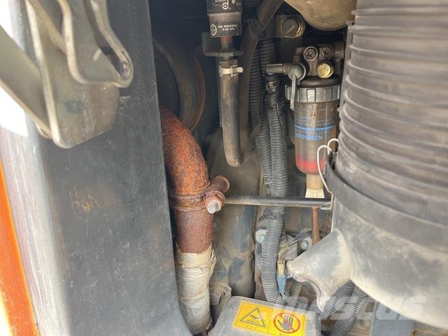 Hitachi ZX55UR-3 소형 굴삭기 7톤 미만
