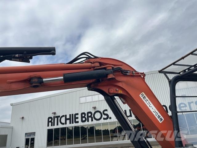 Hitachi ZX55UR-3 소형 굴삭기 7톤 미만