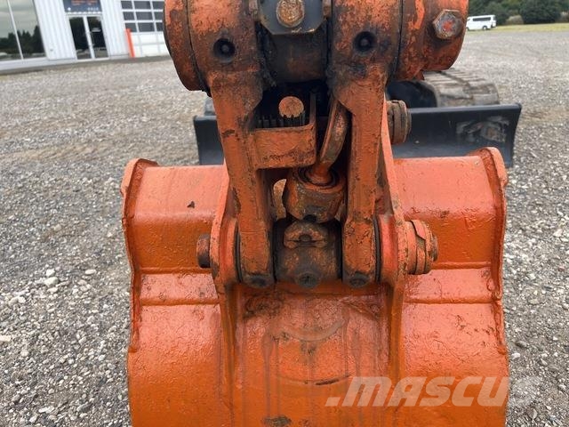Hitachi ZX55UR-3 소형 굴삭기 7톤 미만