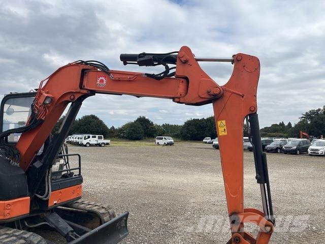 Hitachi ZX55UR-3 소형 굴삭기 7톤 미만