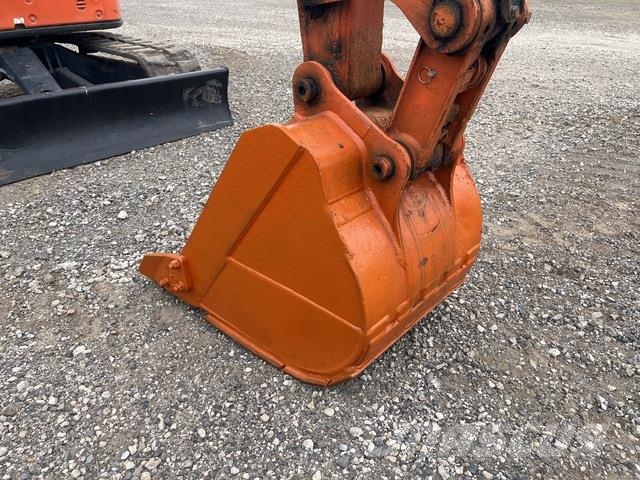 Hitachi ZX55UR-3 소형 굴삭기 7톤 미만